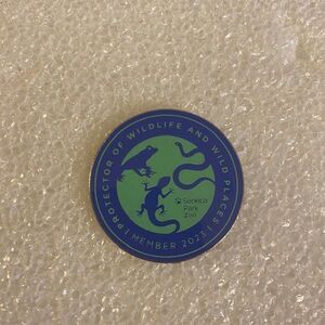 Seneca Park Zoo 2023 Member Protector of Wildlife and Wild Places Pin